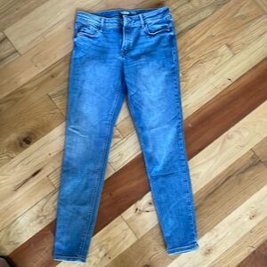 Old Navy Rockstar super skinny mid rise size 6